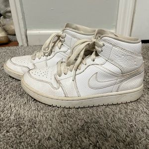 Nike Air Jordan 1 All White Snakeskin